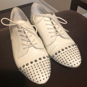 White patent leather studded shoes sz 8